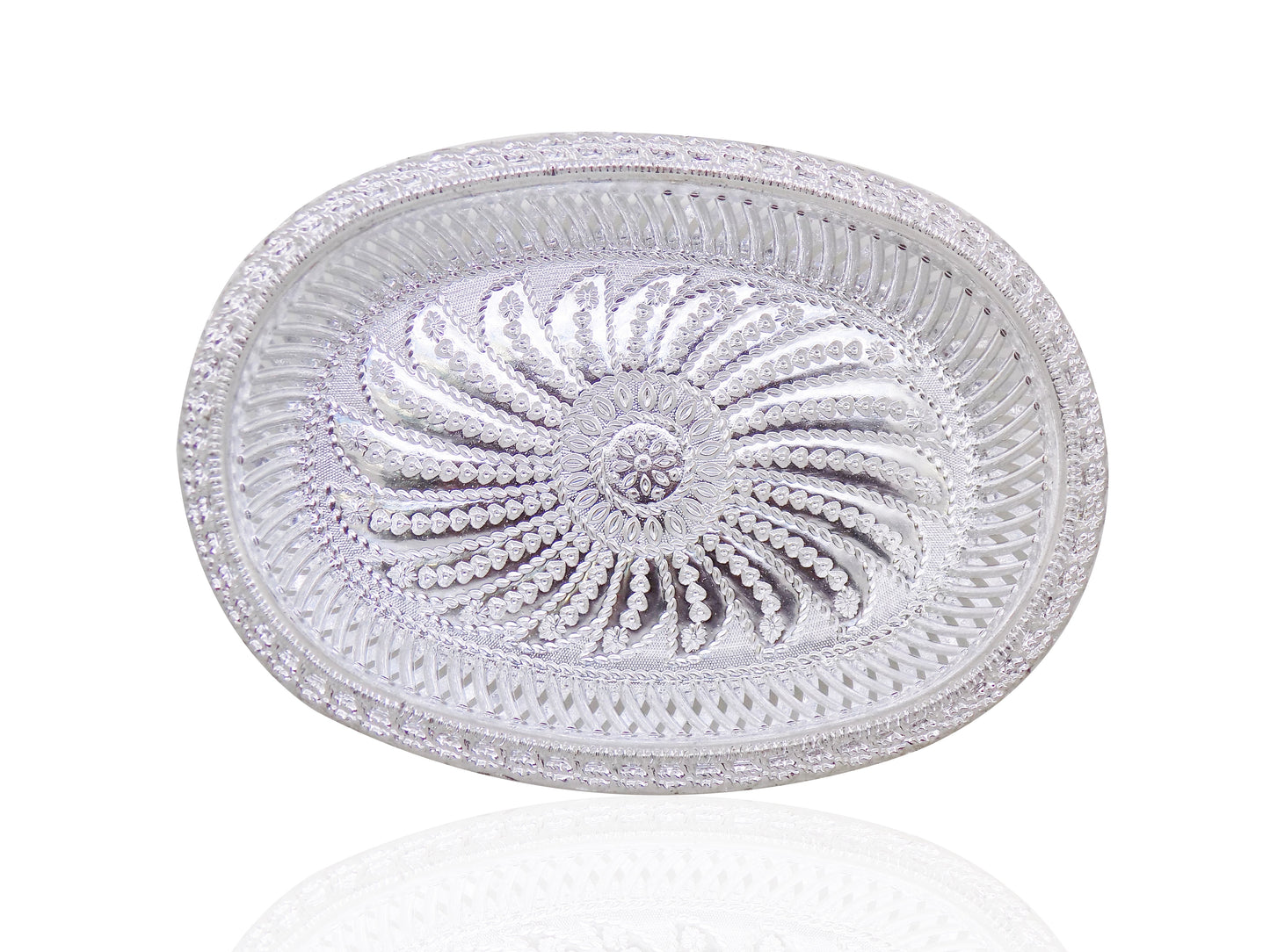 Multipurpose Royal Design Oval Silver Gift Tray