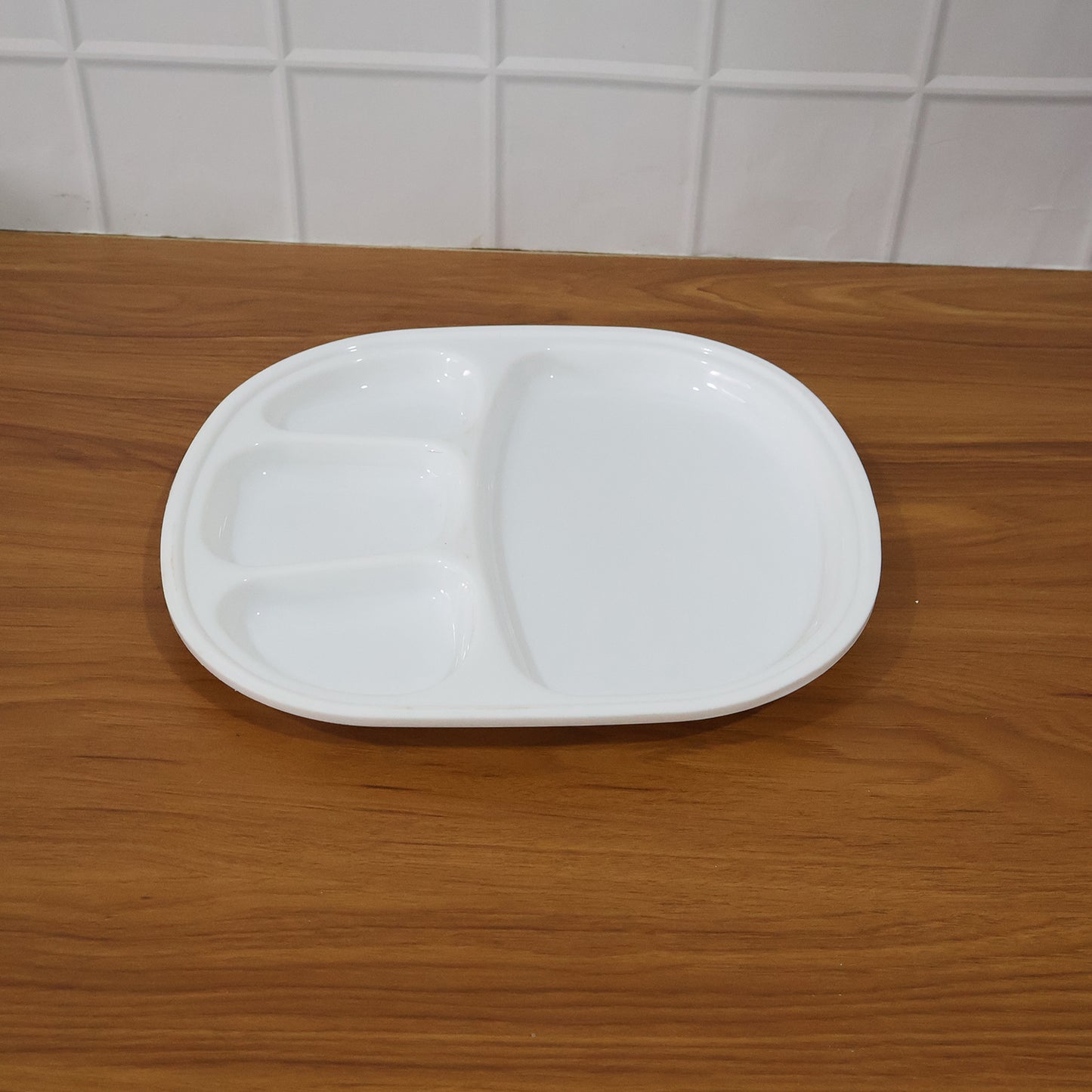 Plastic Large Compartment Dinner Plate  Thali With 4 Sections